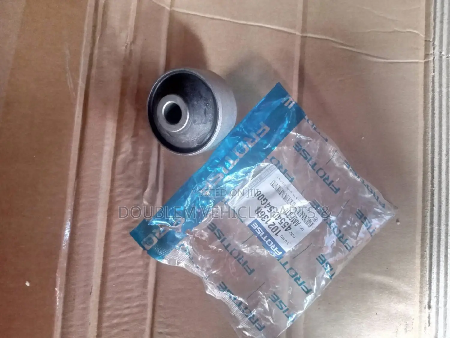 Arm Bush Suzuki Alto 2012 Front Right (Big)