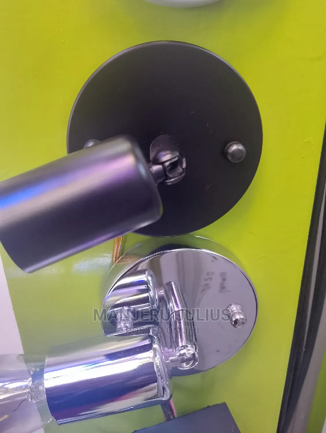Tiltble Bulb Holders