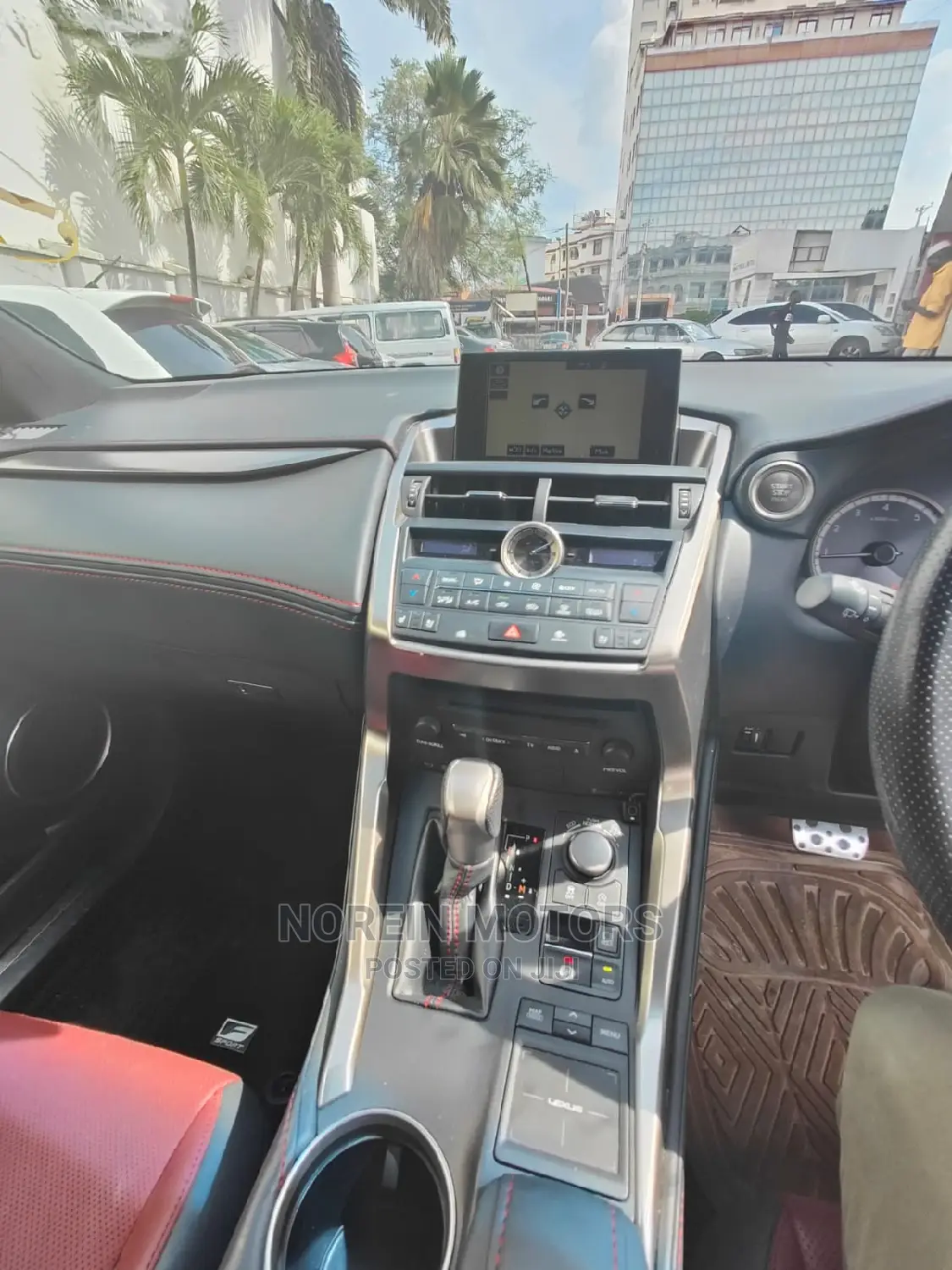 Lexus NX 2017 Green
