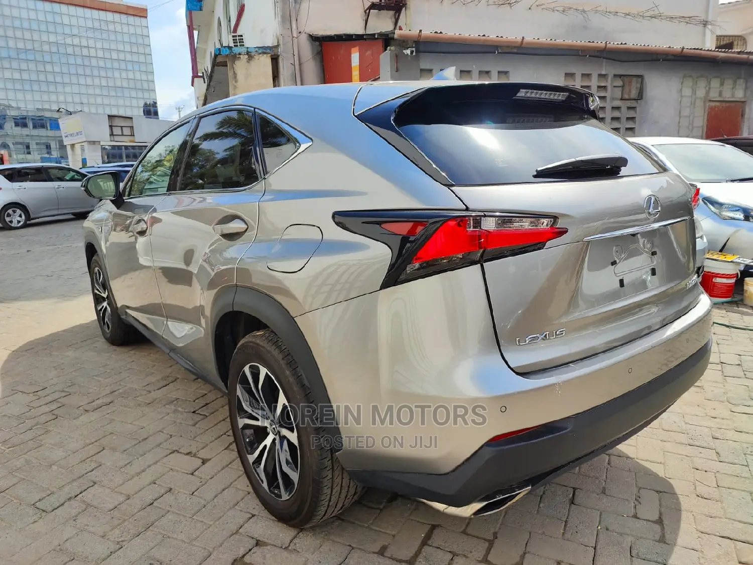 Lexus NX 2017 Green