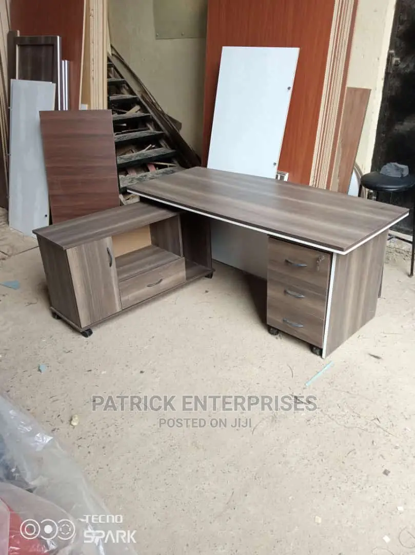 Executive Locally Office Desk 1.6 MTRS