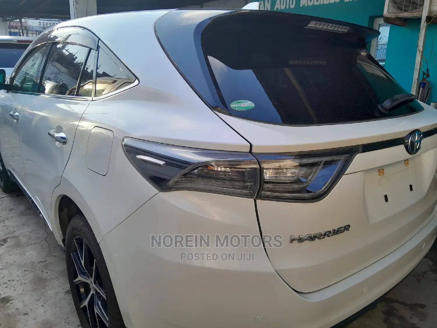 Toyota Harrier 2016 Off white