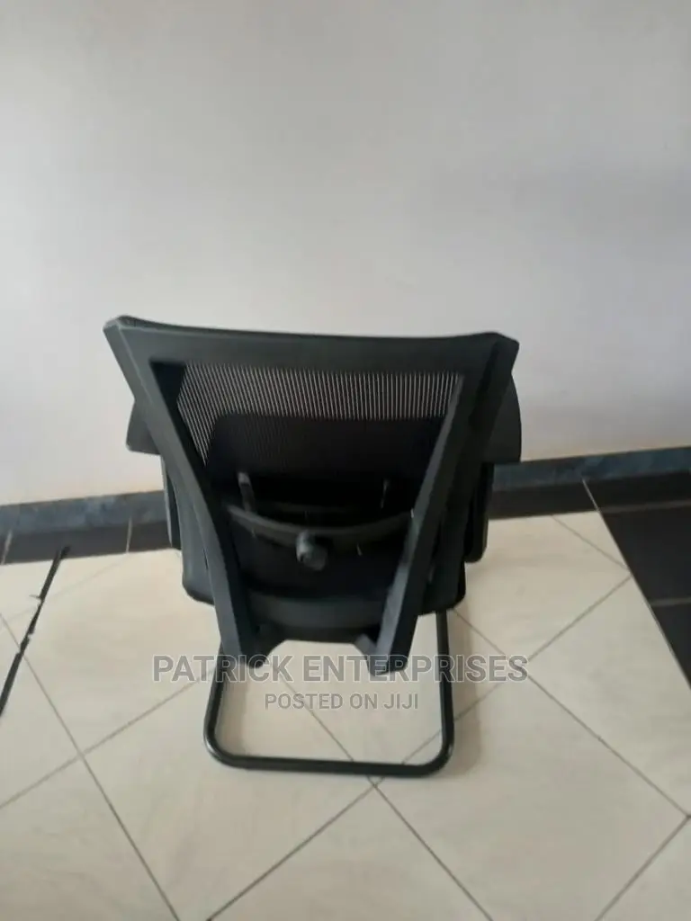 Executive Midback Recliner Visitors Orthopedic Chairs