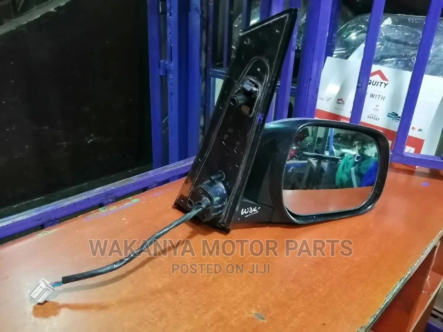 Toyota Ractis 2005/2010 Side Mirror With Indicator, Ex Japan