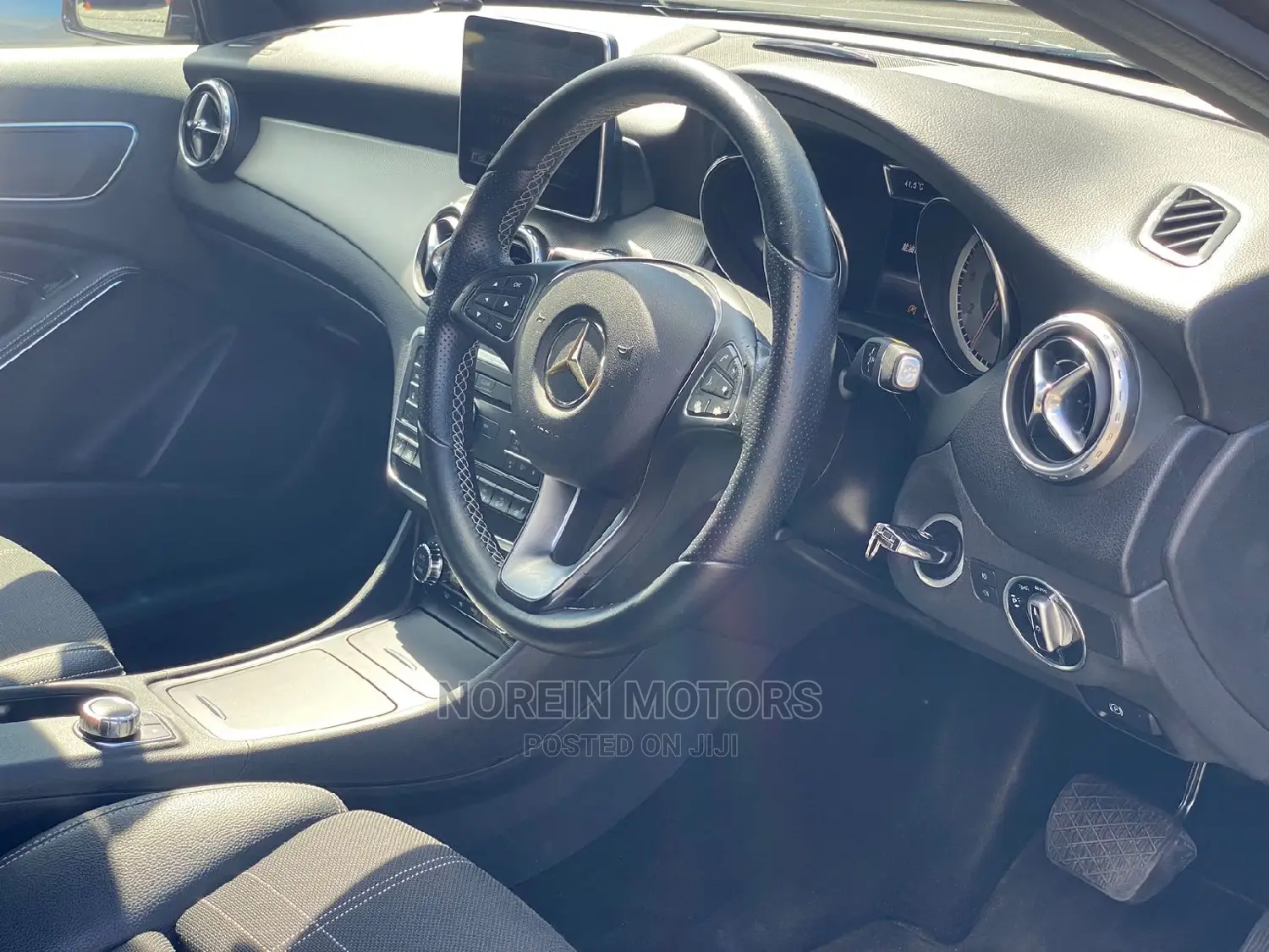 Mercedes-Benz GLA 250 2017 Brown