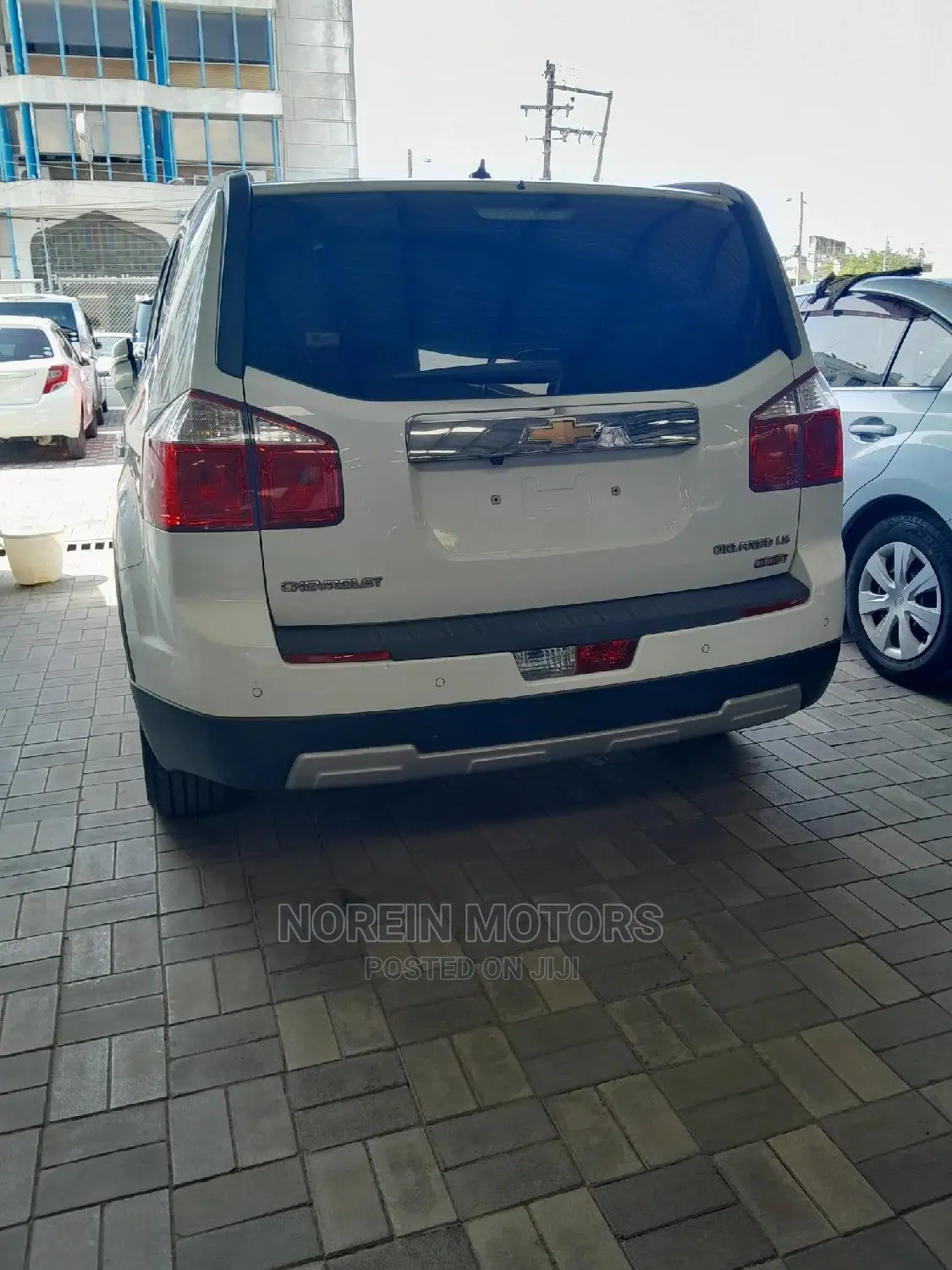 Chevrolet Orlando 2016 White