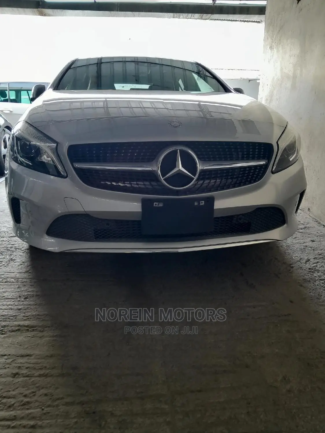 Mercedes-Benz A-Class 2016 Silver