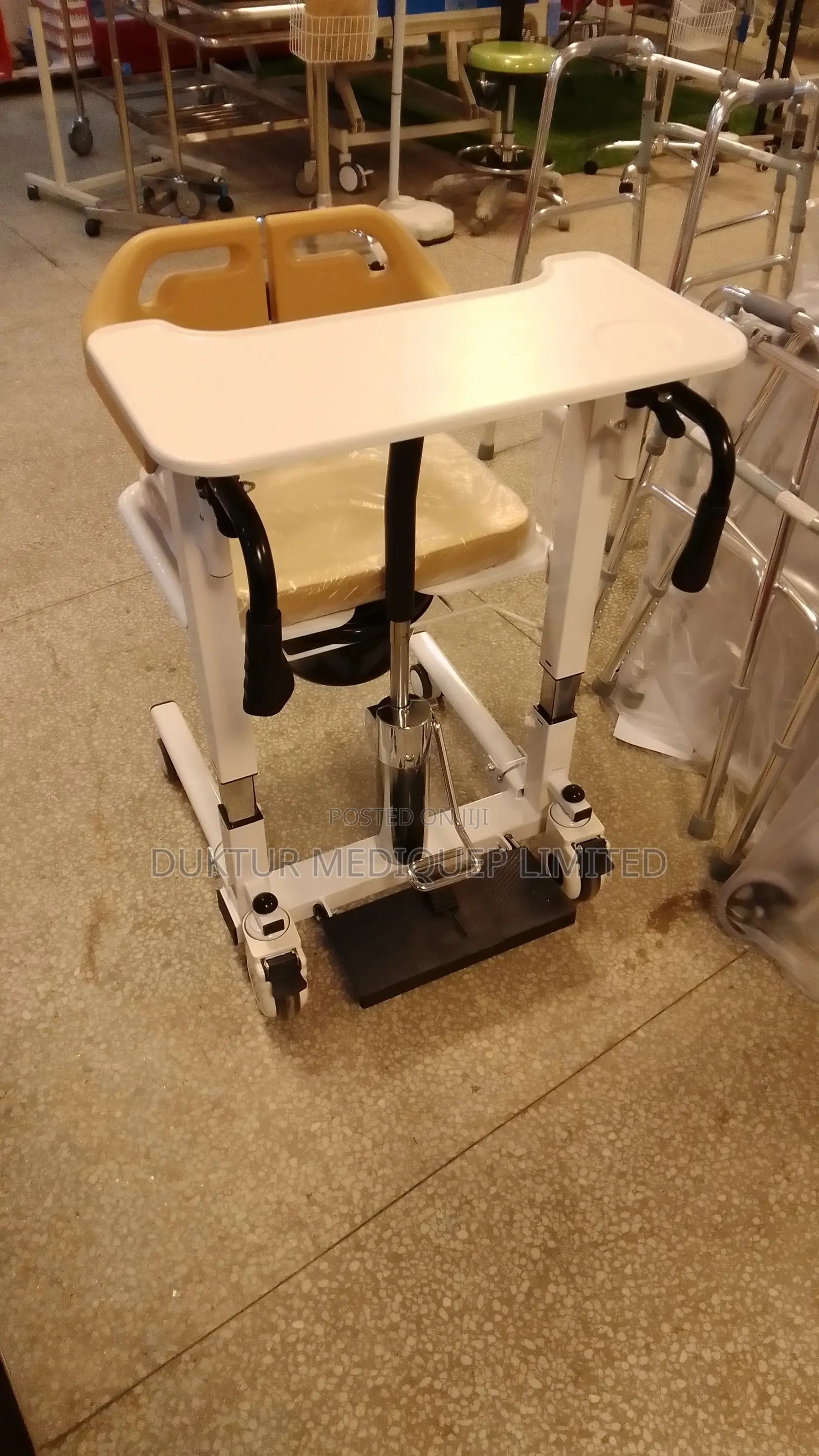Heavy Duty Hydraulic I-Move/ Patient Transfer Chair 5-in-1