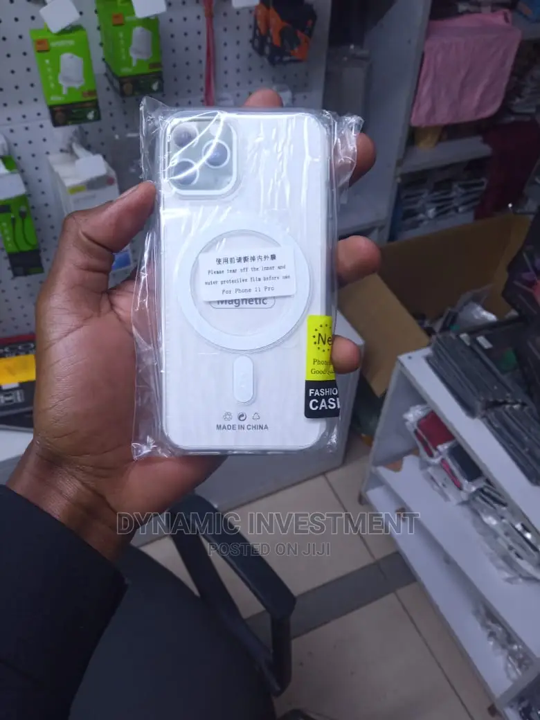 Magnetic Clear for iPhone 11 Pro Case/Cover [Magsafe]