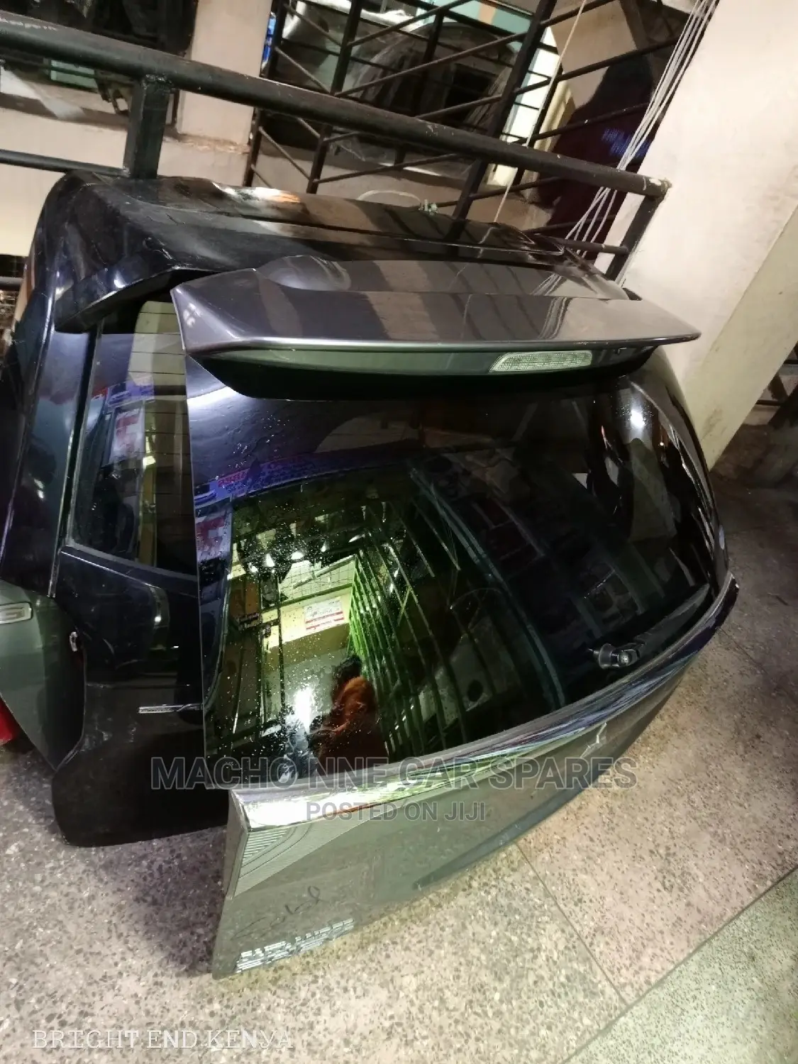 Outlander 2015 Boot/Tailgate