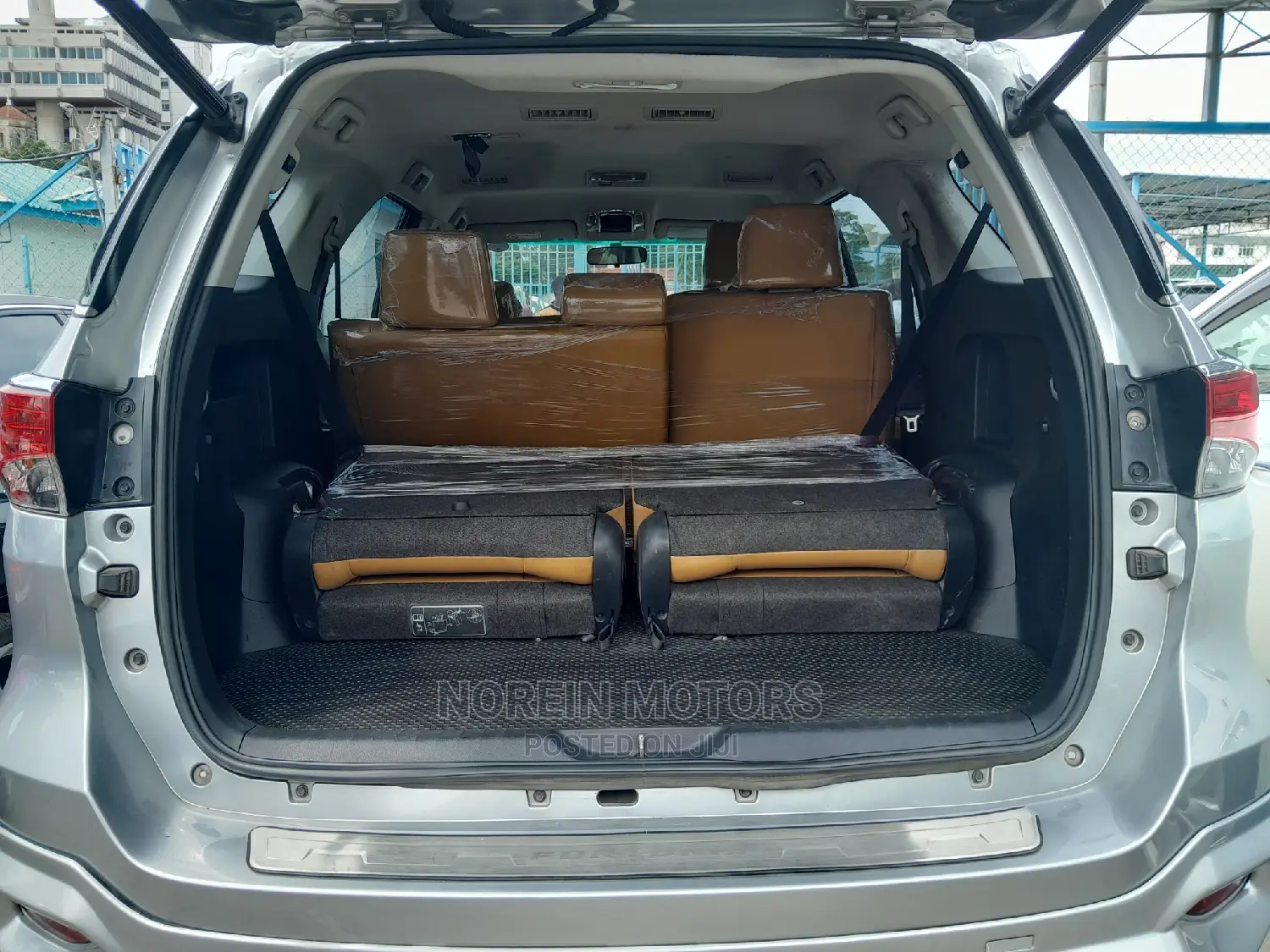 Toyota Fortuner 2015 Silver