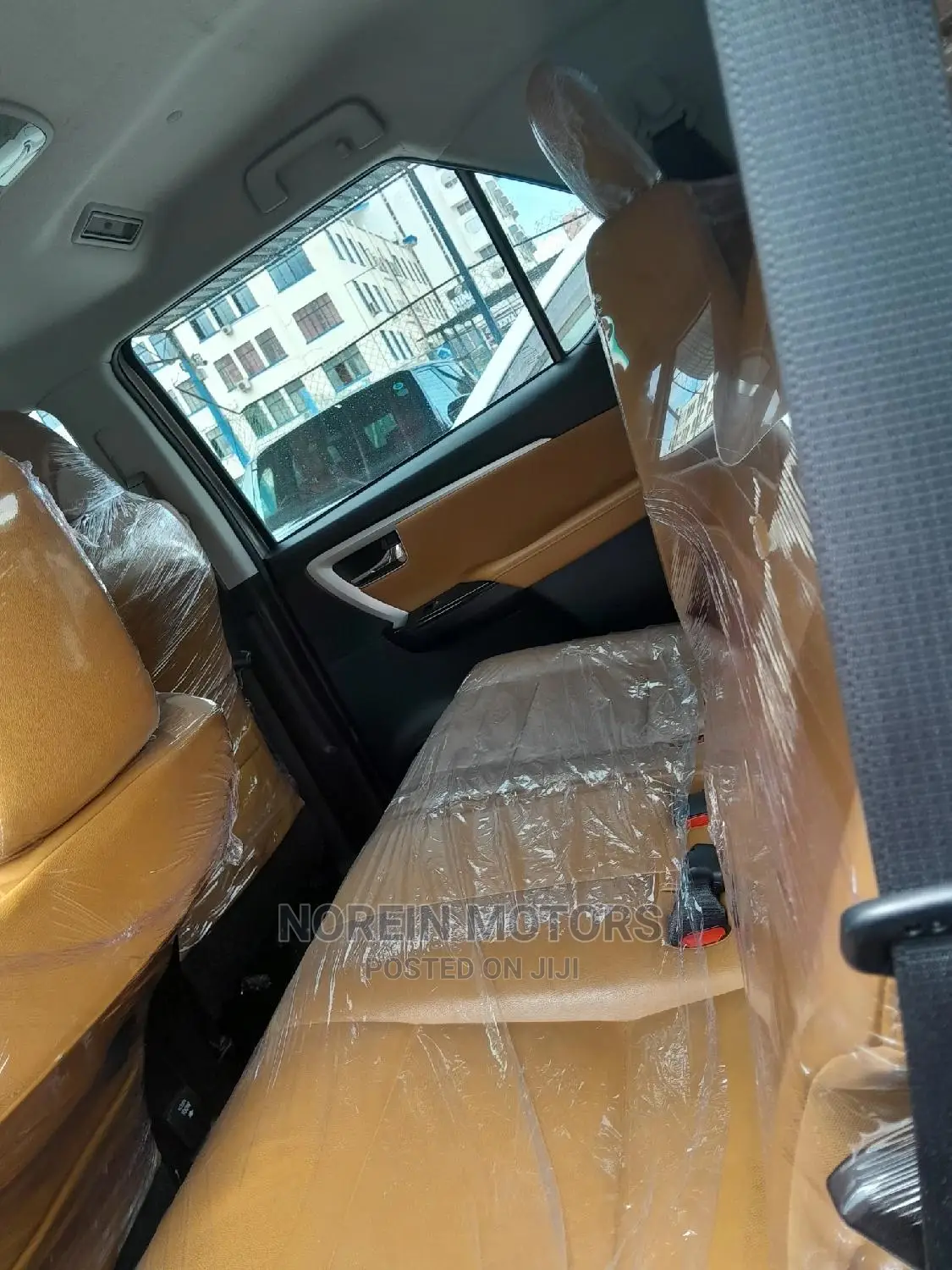 Toyota Fortuner 2015 Silver