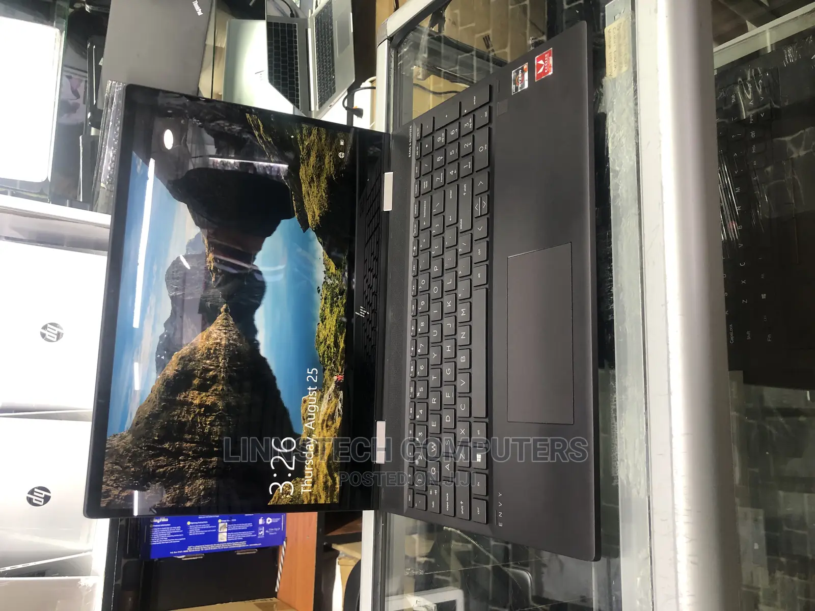 Laptop HP Envy 15 8GB AMD Ryzen 5 SSD 256GB