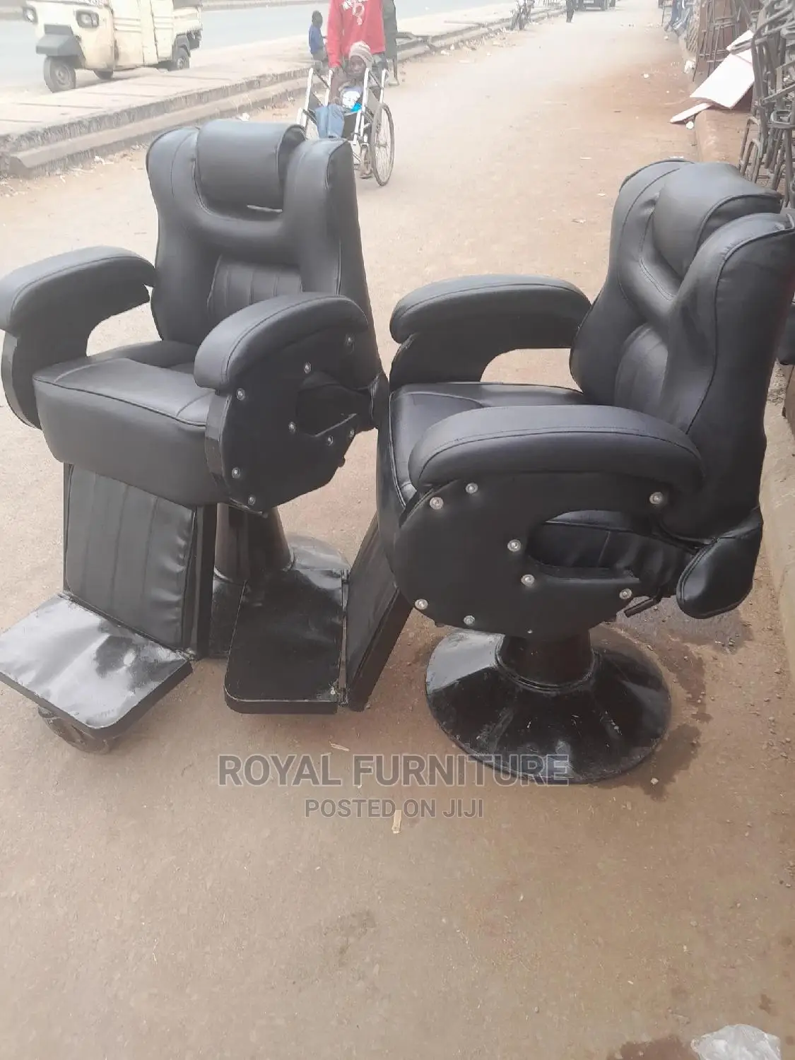 Adjustable Kinyozi And Salon Seats