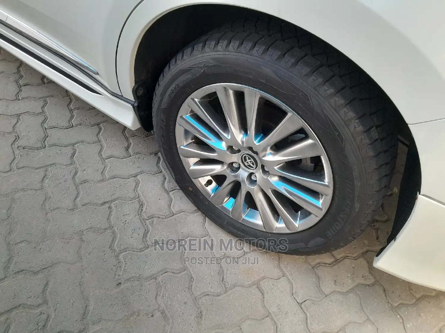 Toyota Harrier 2016 White