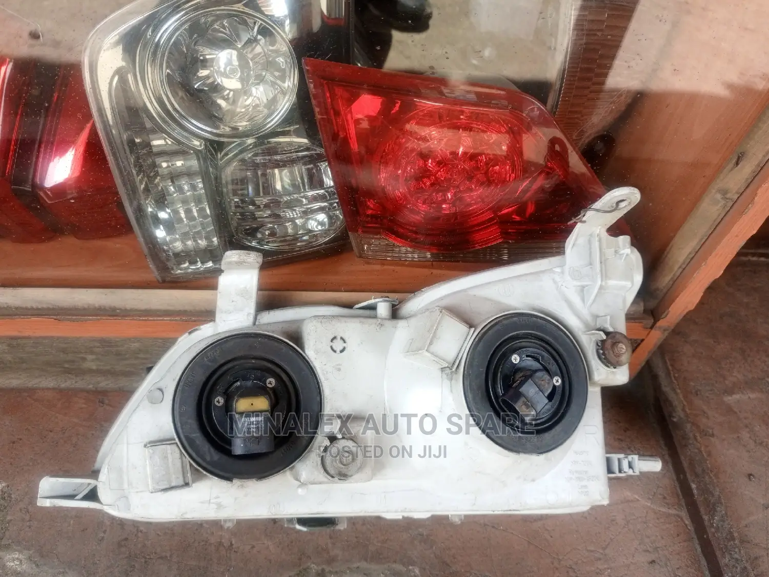 Headlights Toyota Gaia Old Model