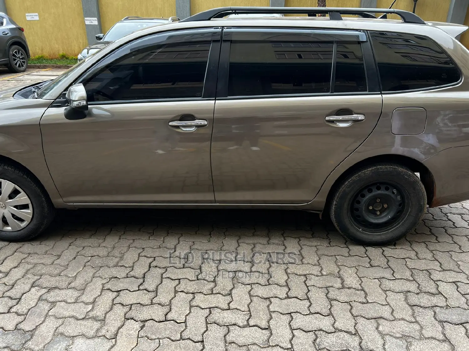 Toyota Corolla Fielder 2014 Gray