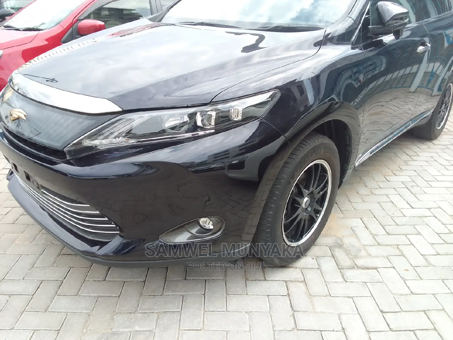Toyota Harrier 2.0 4WD 2017 Black