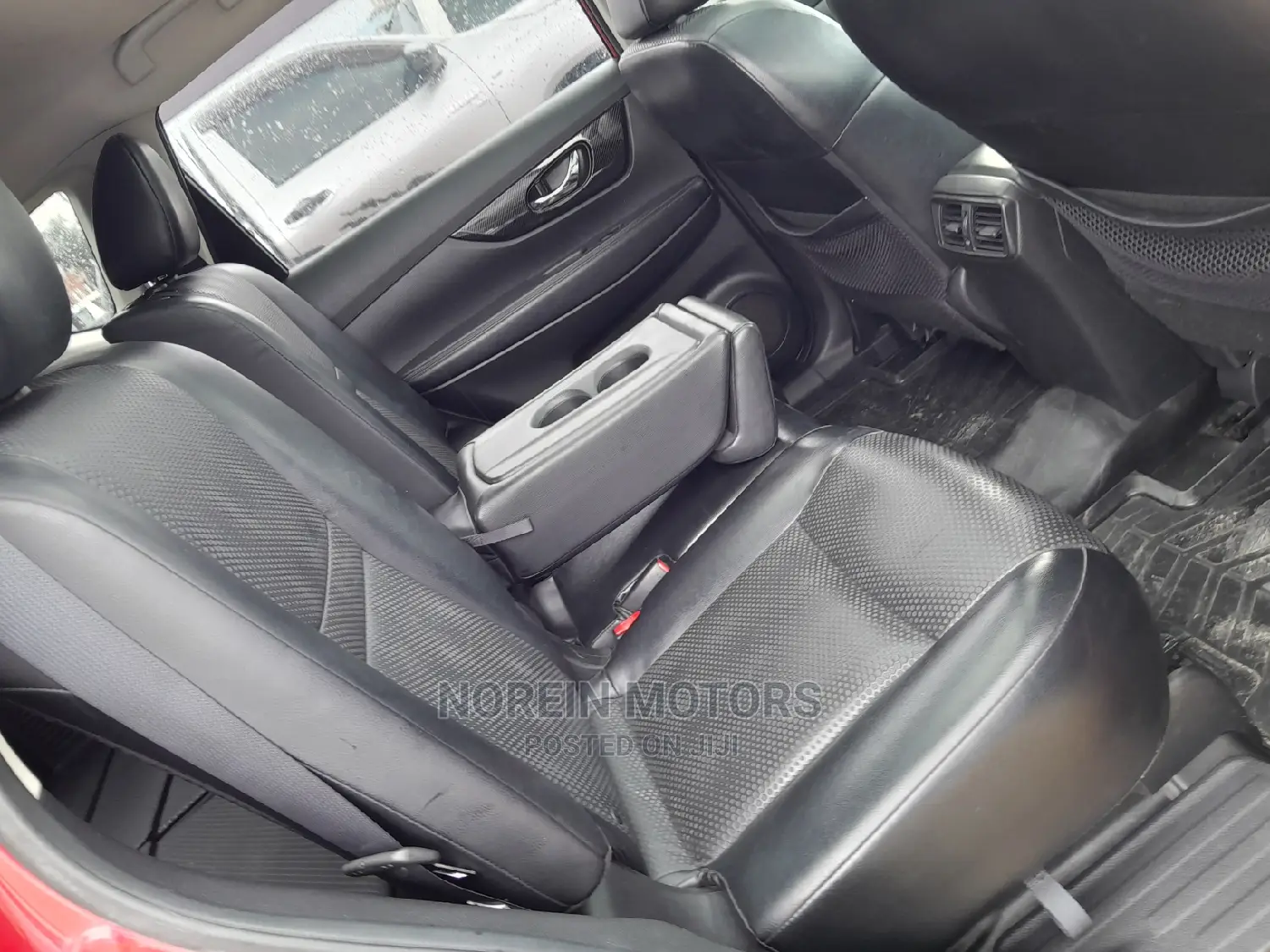 Nissan X-Trail 2016 Red