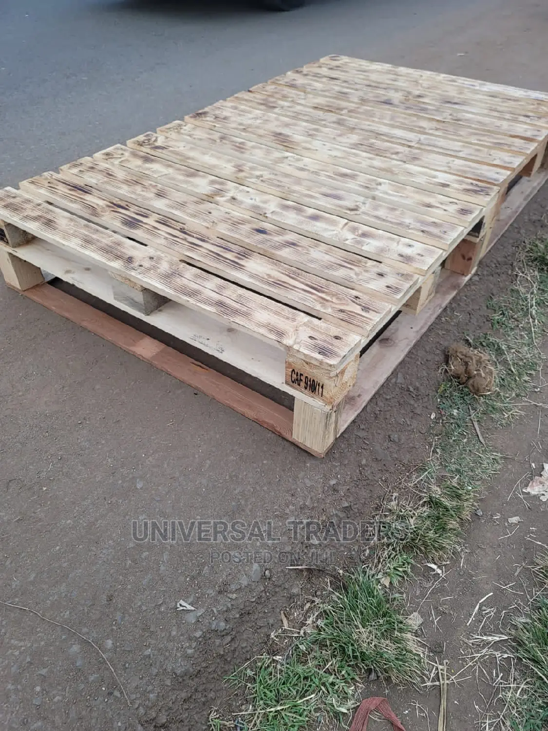 Simple Wooden Pallets Bed - Size 4*6ft