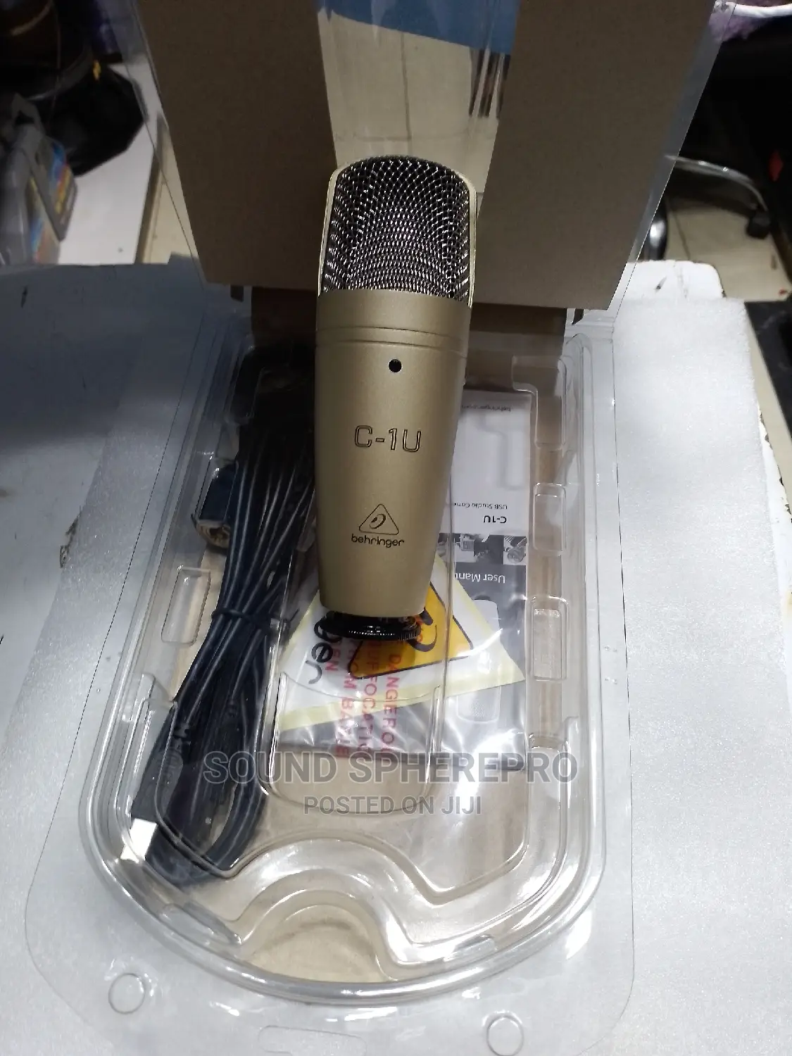 Behringer C1-U
