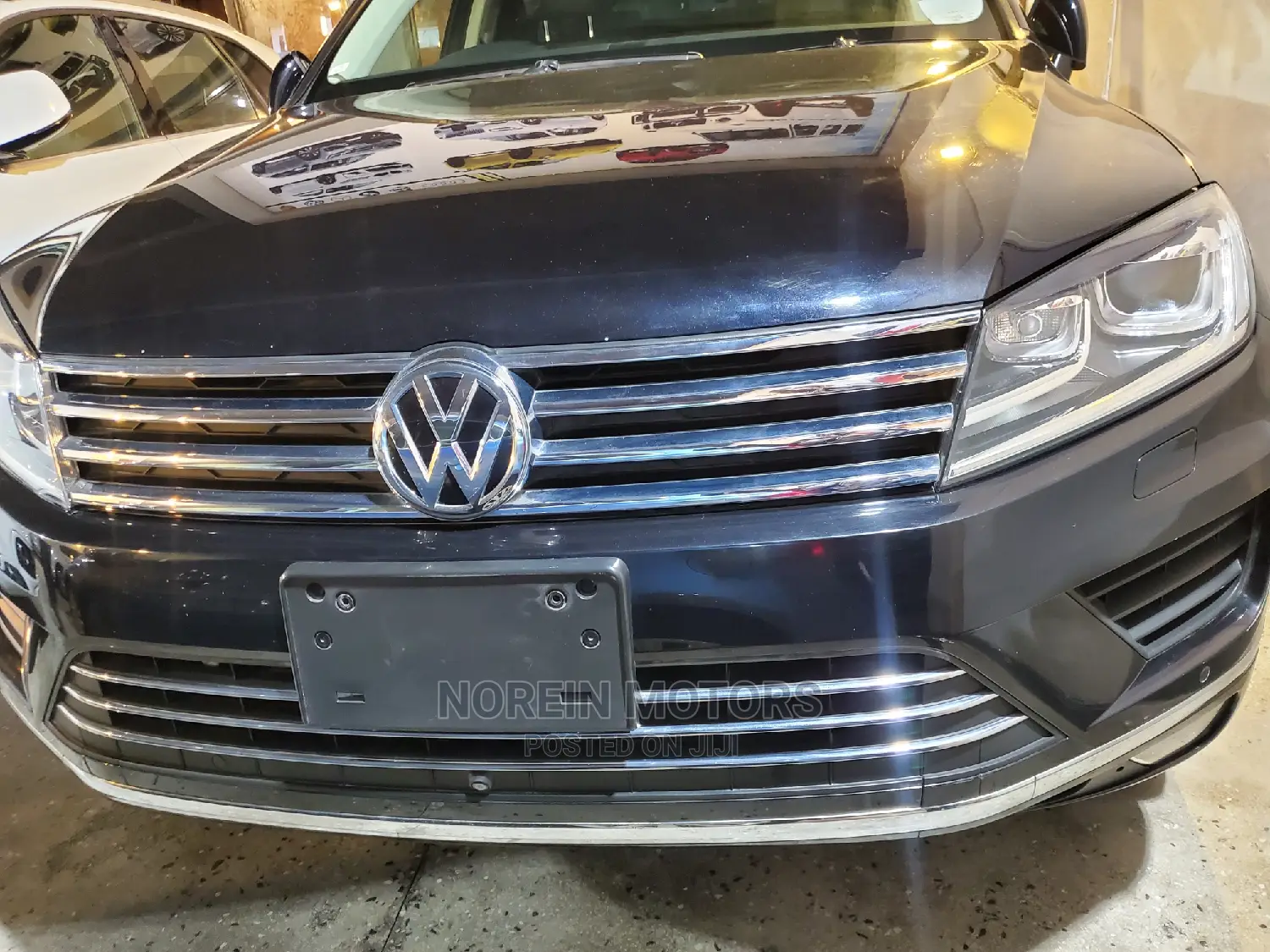 Volkswagen Touareg 2016 Gray