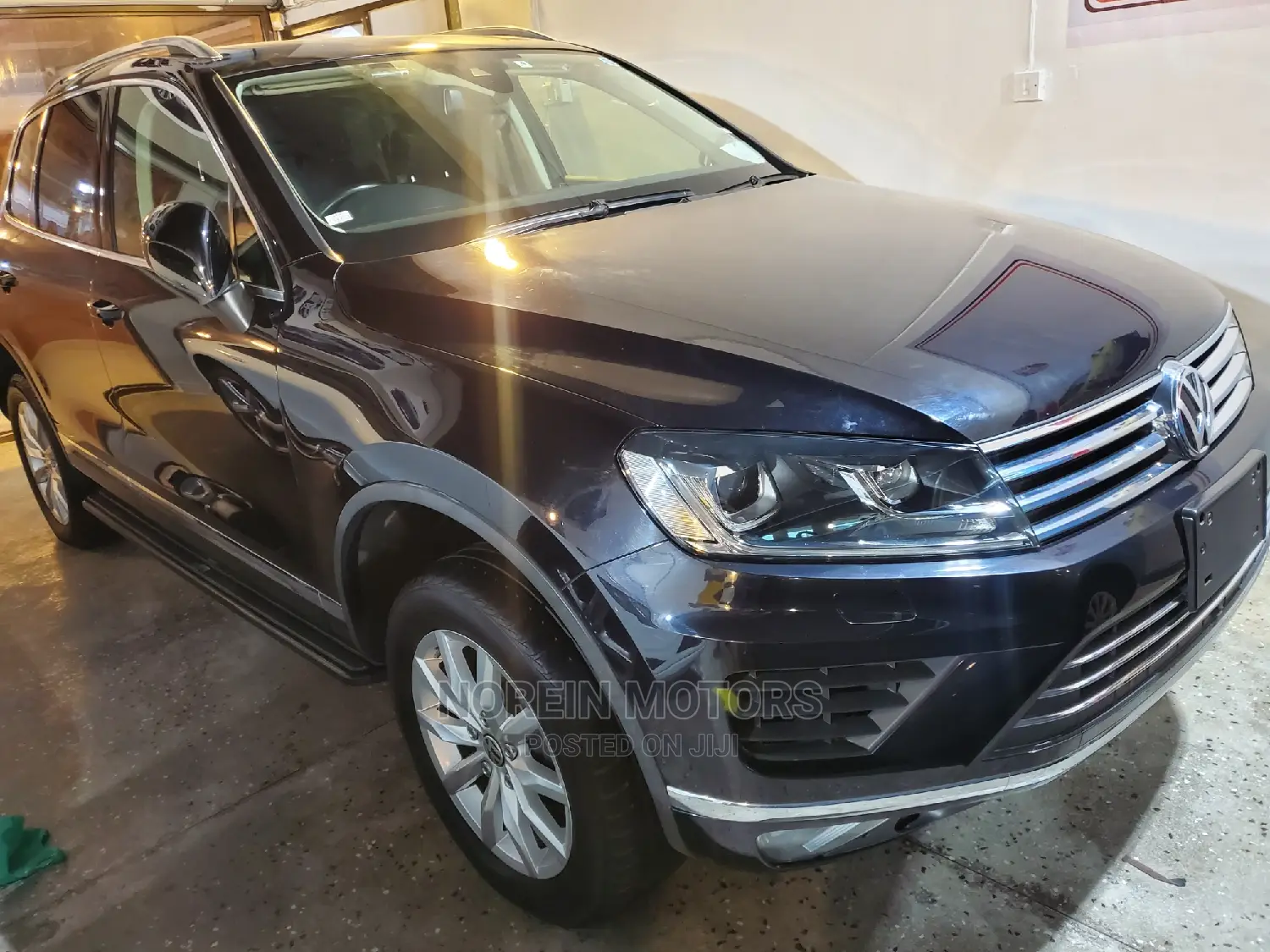 Volkswagen Touareg 2016 Gray