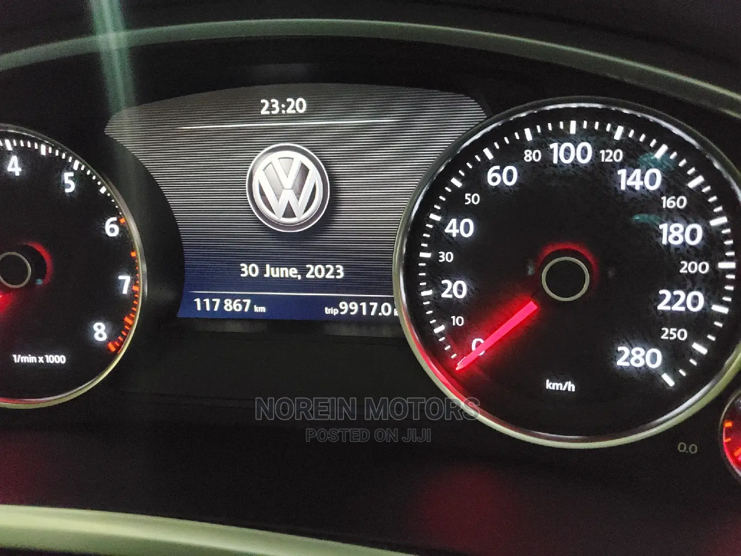 Volkswagen Touareg 2016 Gray