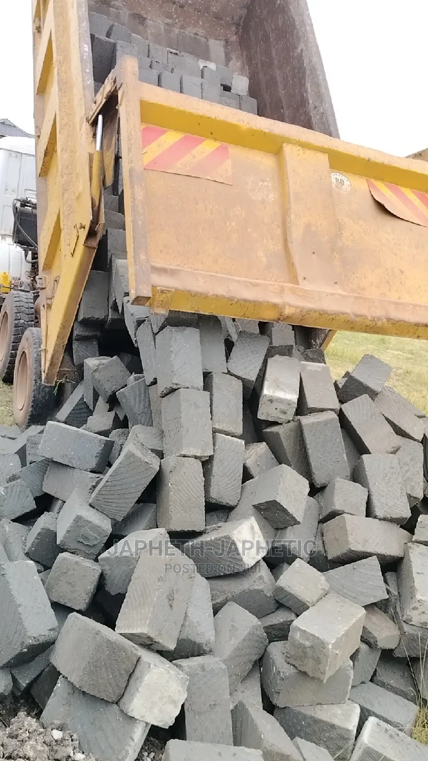 Stones/Mawe Ndarugo