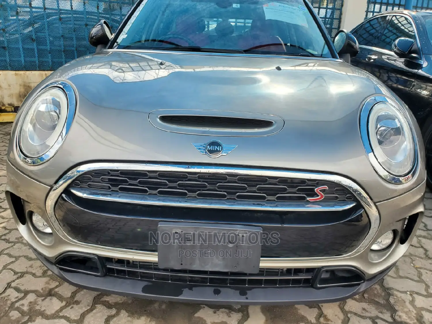 Mini Countryman 2017 Gold
