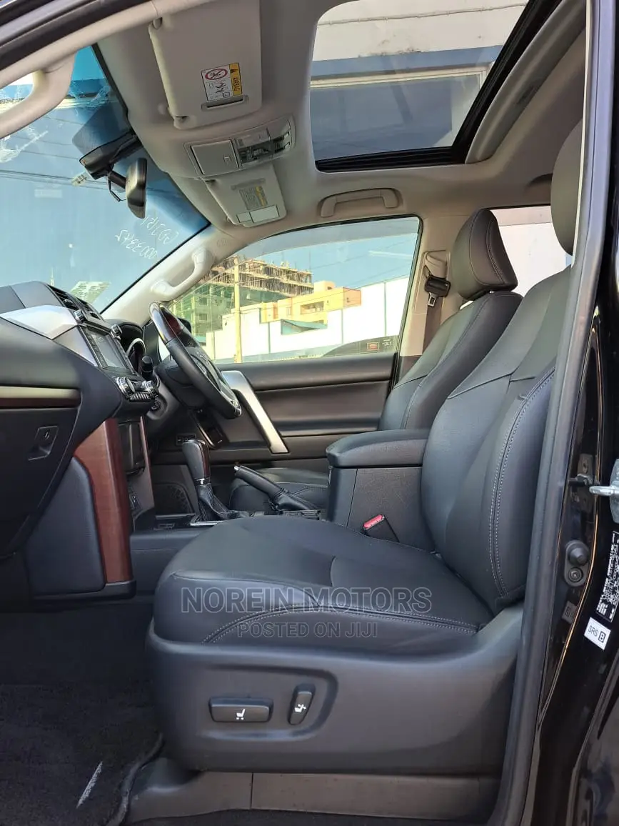 Toyota Land Cruiser Prado 2016 Matt Black