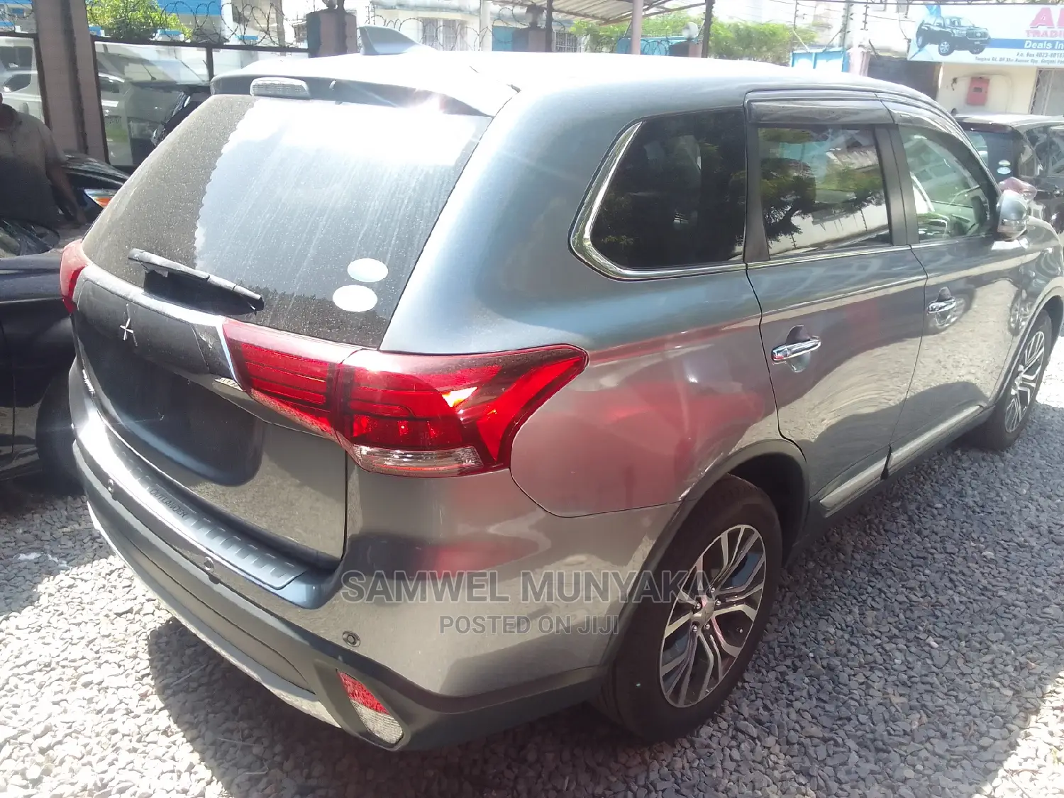 Mitsubishi Outlander ES AWC 2017 Gray