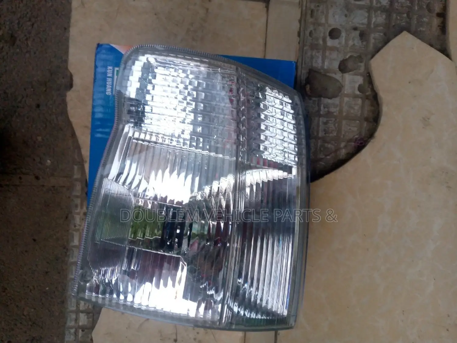Corner Lamp Nissan E25 2001 2003 2004 2005 Caravan Urvan