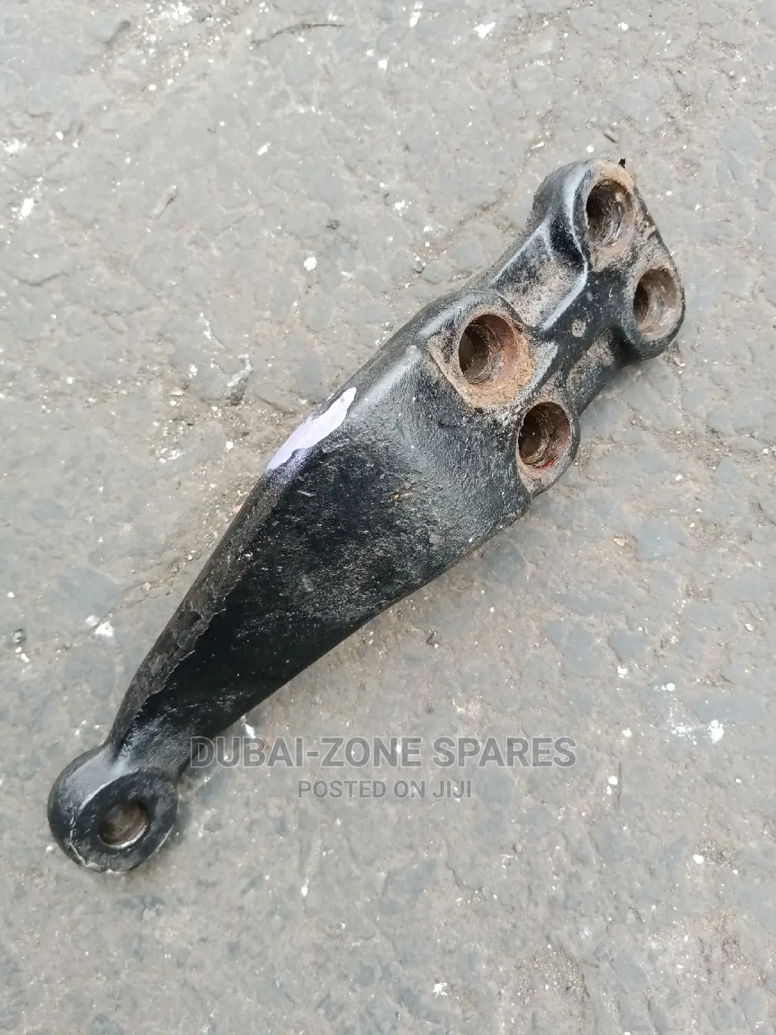 Toyota Land Cruiser J75,J79 Prado Box Knuckle Arm Available.