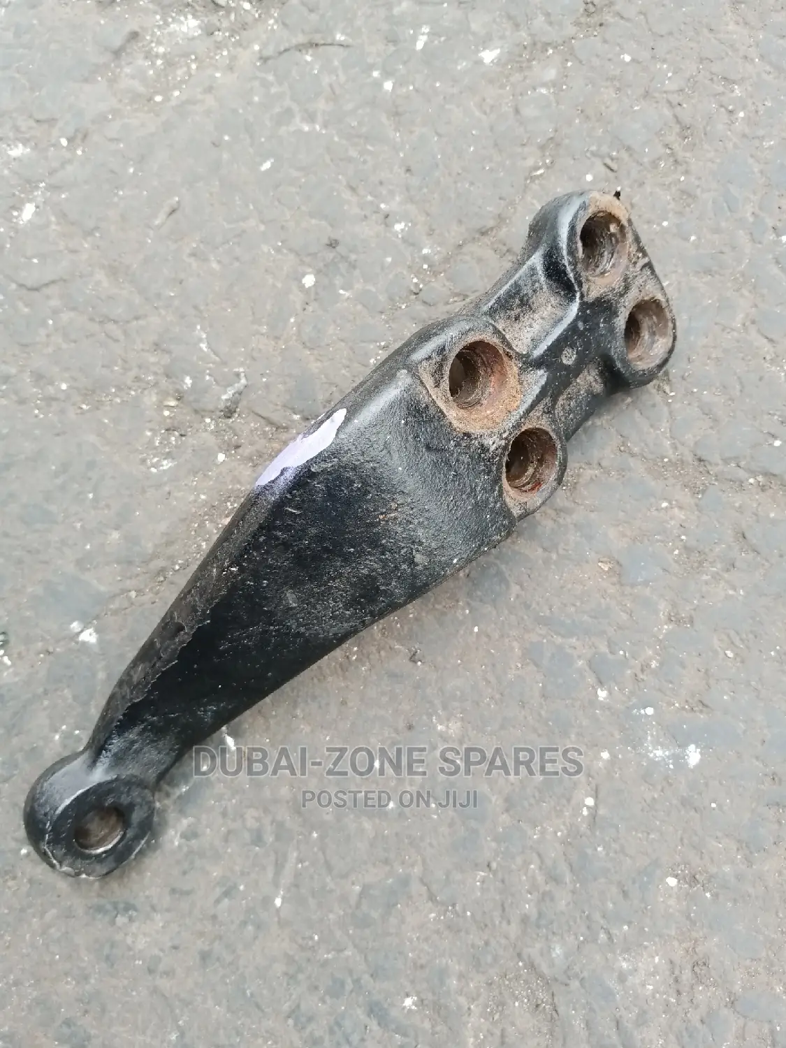 Toyota Land Cruiser J75,J79 Prado Box Knuckle Arm Available.