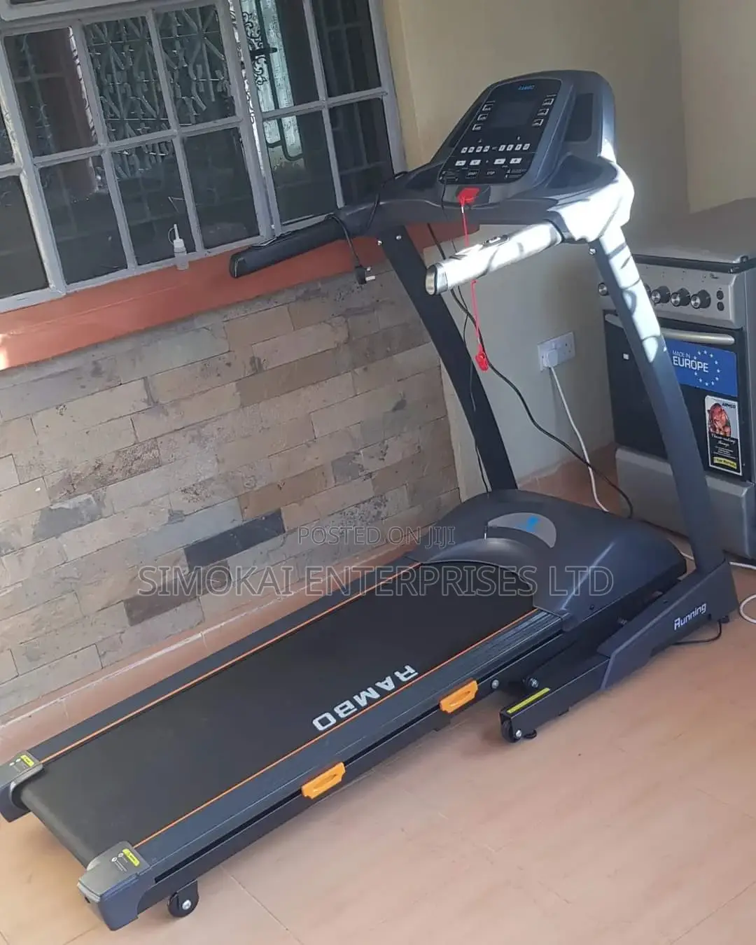 420 BS Domestic Use Treadmills