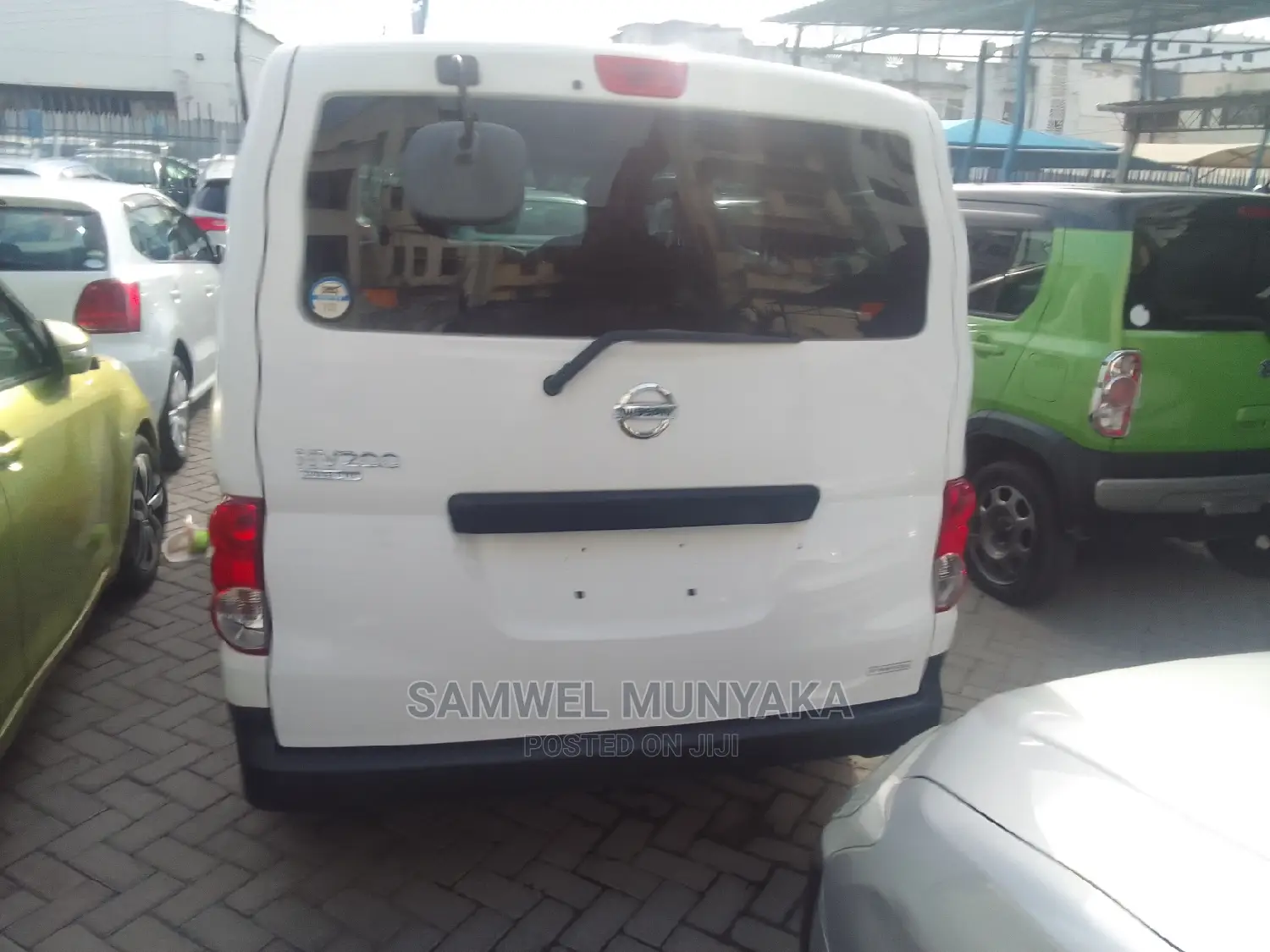 Nissan NV200 SV 2016 White