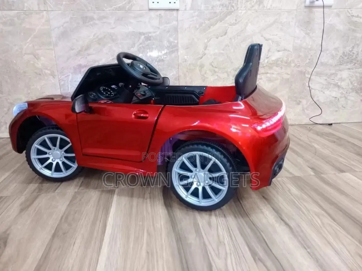 Car Kids Ride on Car 2.4GHZ Parent Remote