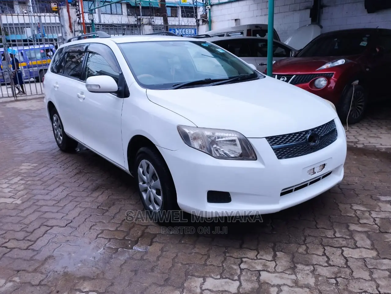 Toyota Corolla Fielder 2012 Pearl
