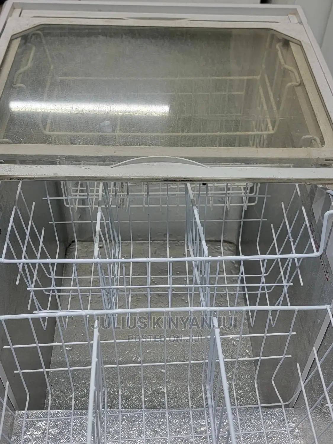 Display Freezer 320L