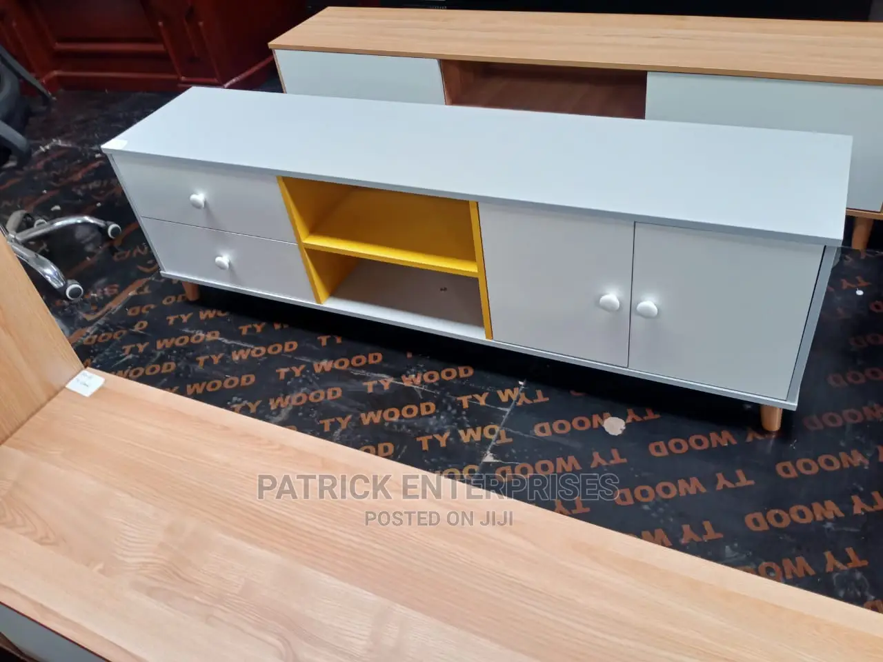 Imported Morden Wooden TV Stand