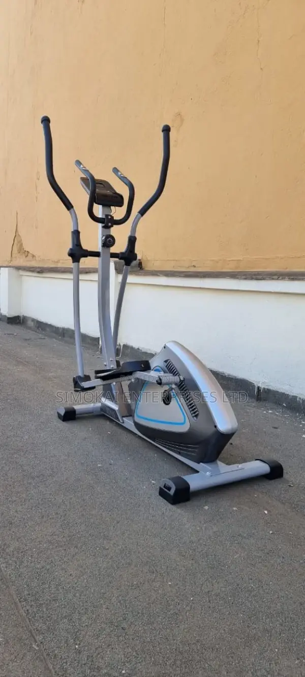 8 Level Magnetic Cross Trainer