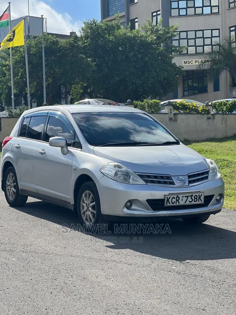 Nissan Tiida 1.5L 16V 2012 Silver