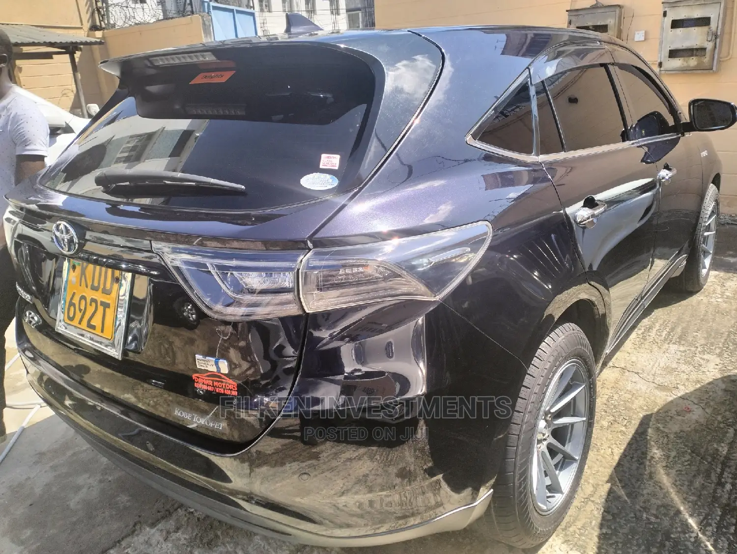 Toyota Harrier 2.5 Hybrid 4WD 2014 Blue