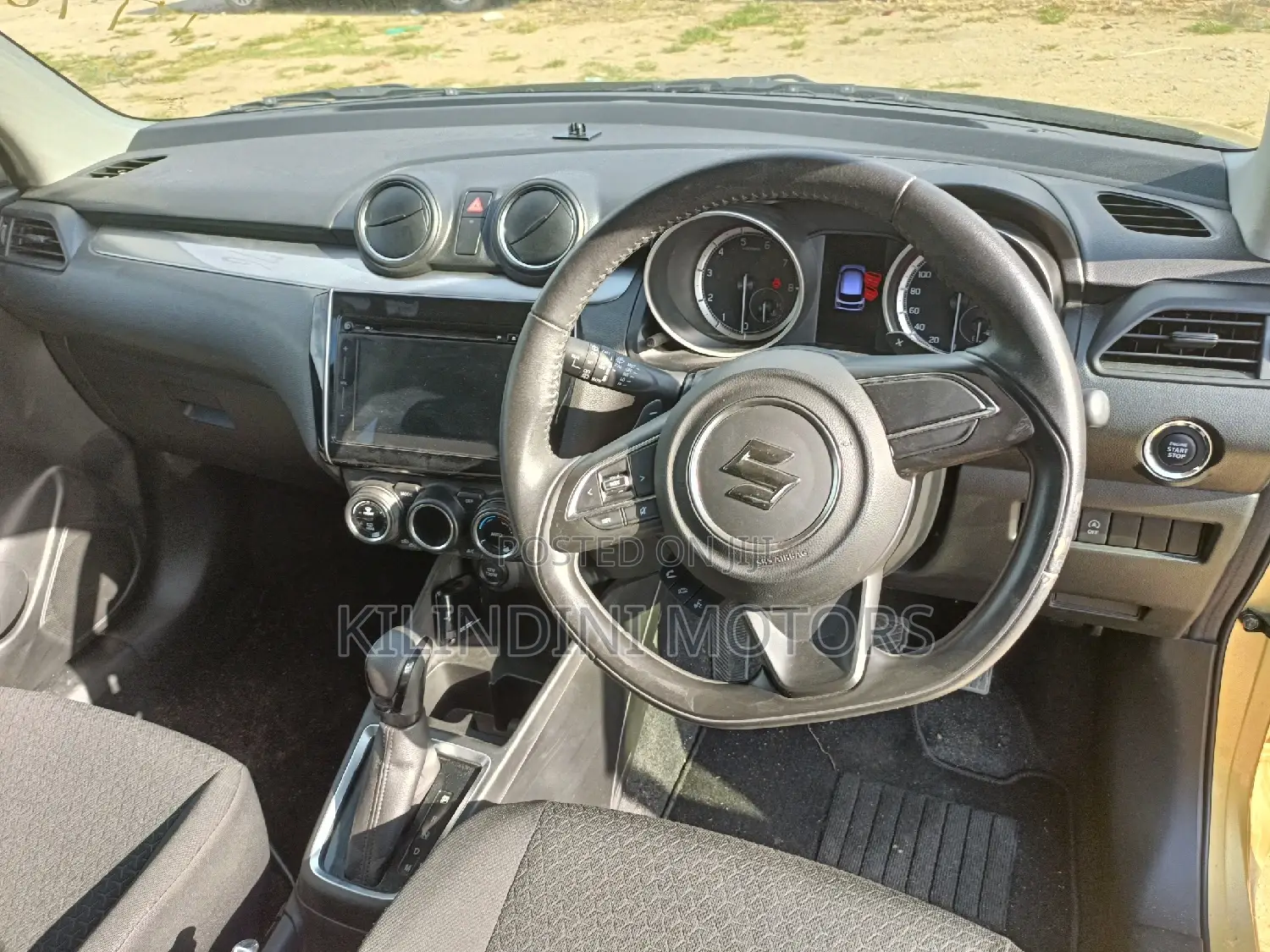 Suzuki Swift 2018 Gold