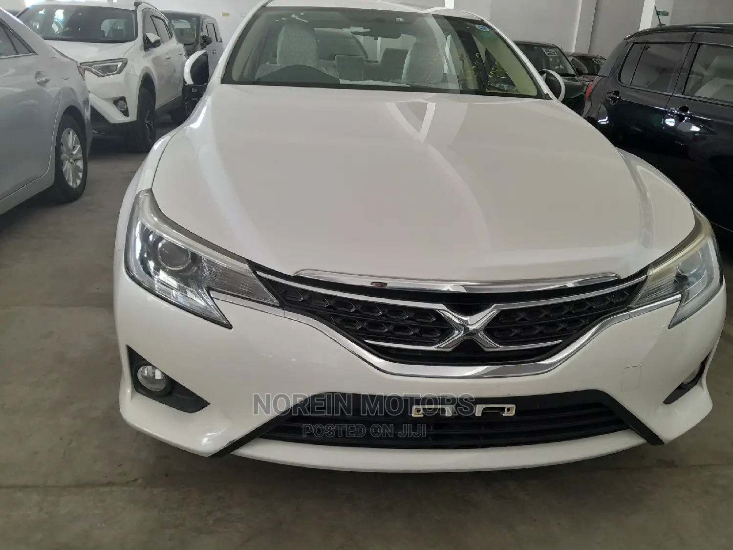 Toyota Mark X 2014 White