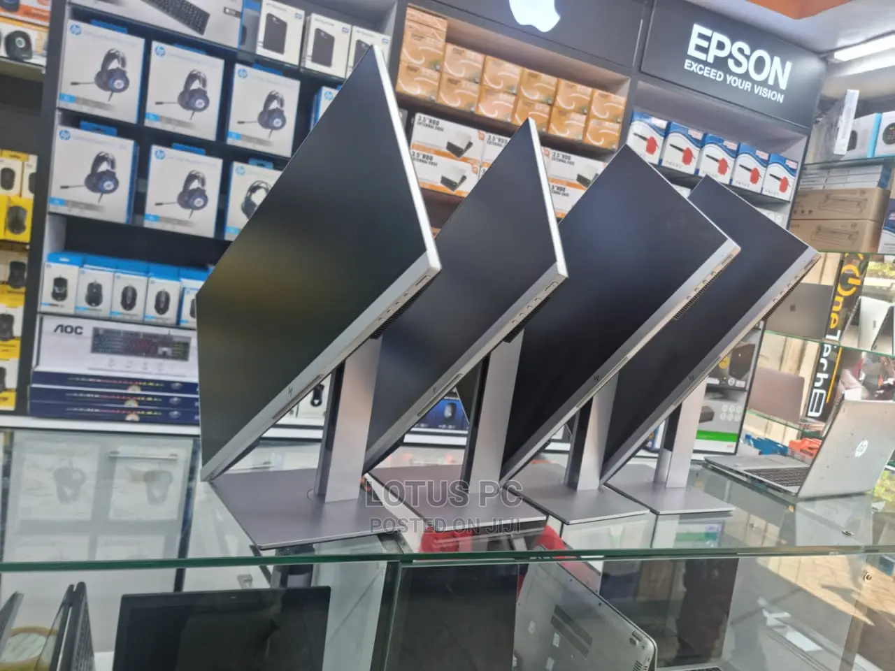 Hp 24inches Edge to Edge