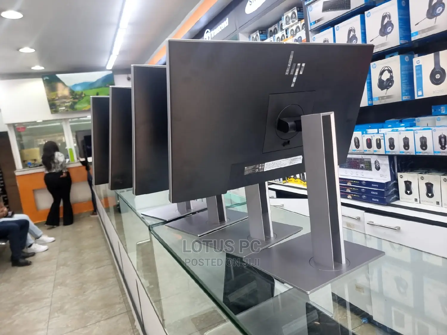 Hp 24inches Edge to Edge