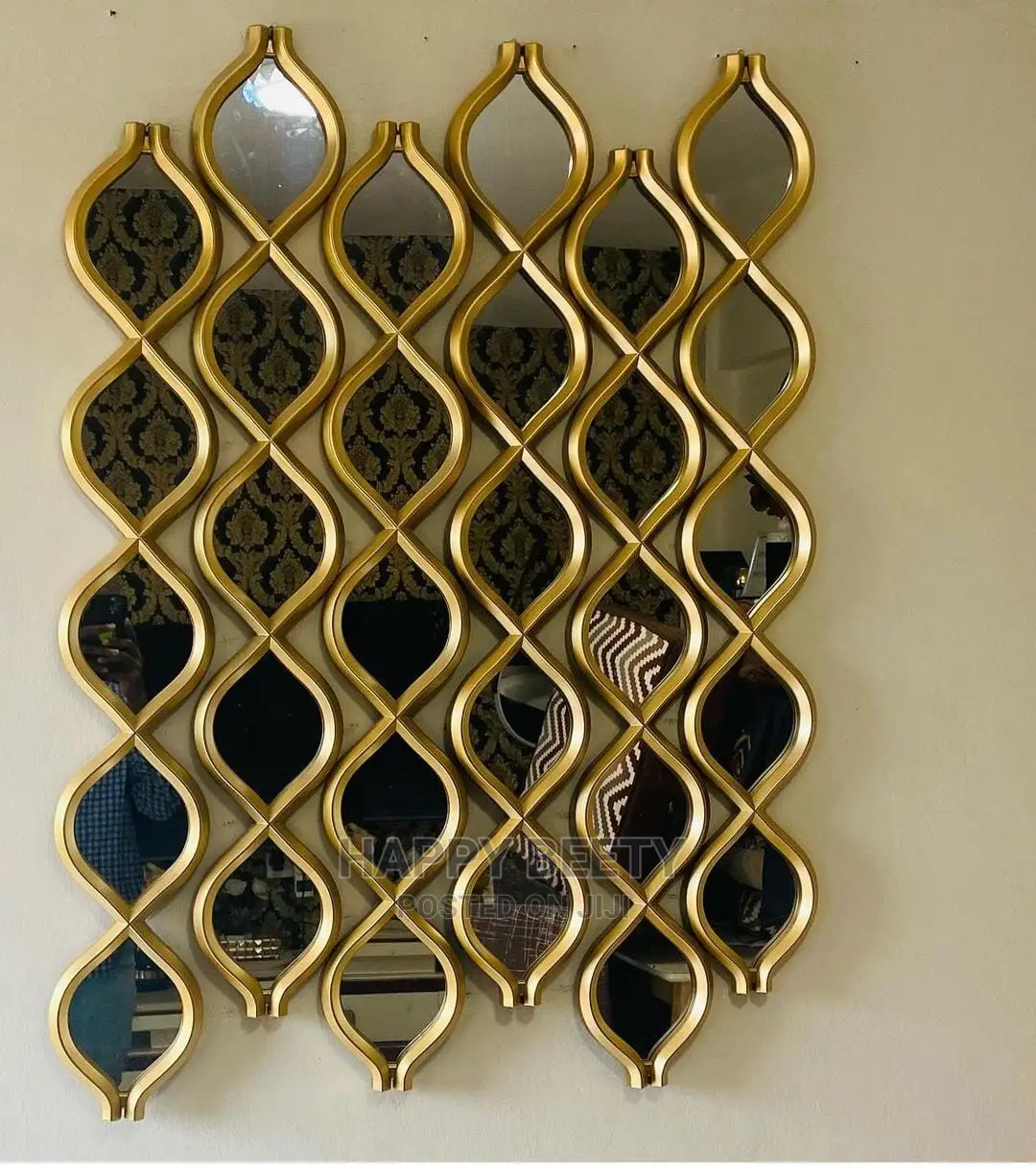 *3 in 1 Wavy Decor Mirrors