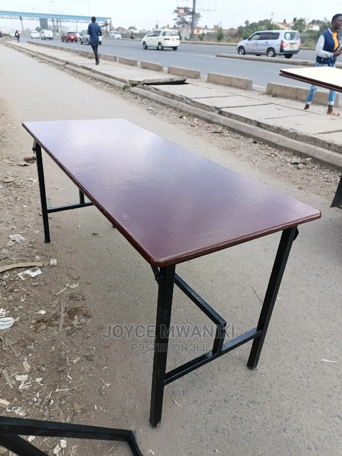 Foldable Table Size 5ft by 2fy